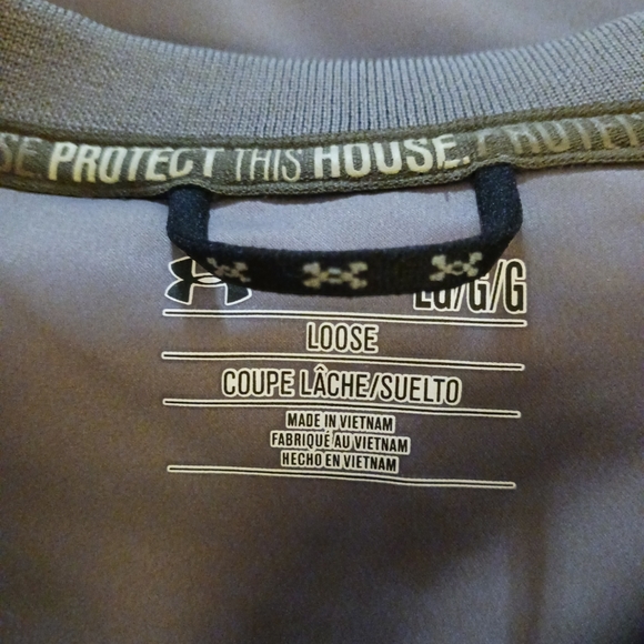 Under Armour All Season Gear.  Loose Fit.  Mens. Size Large. - Picture 3 of 10